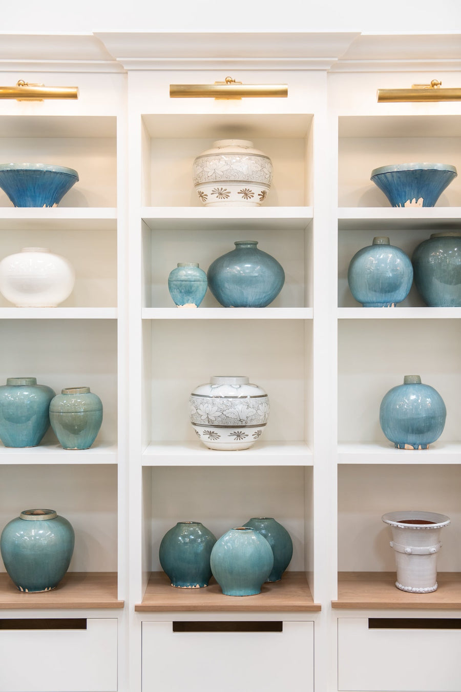 Cecile Vintage Round Vase - Foundation Goods